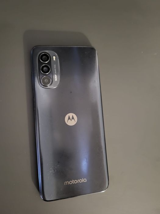 Motorola G52 bun