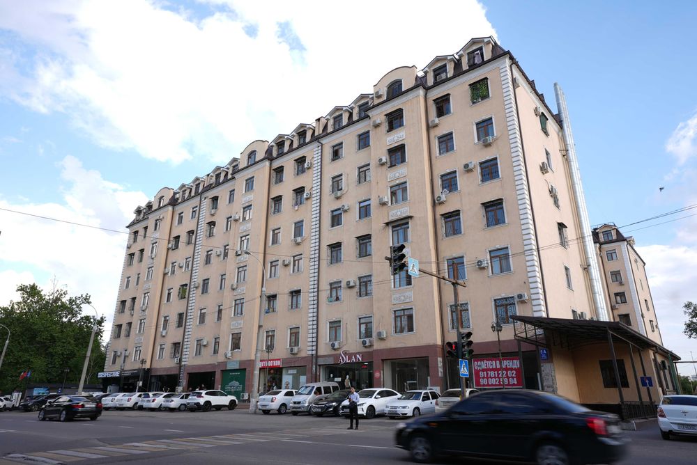 Сдается в аренду коммерческое помещение за м2 8$ (первая линия)