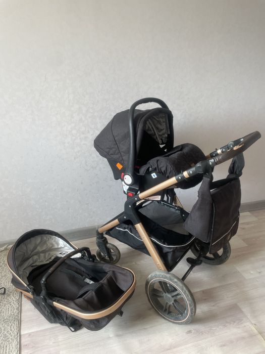 Продам коляску Beleco 3в1
