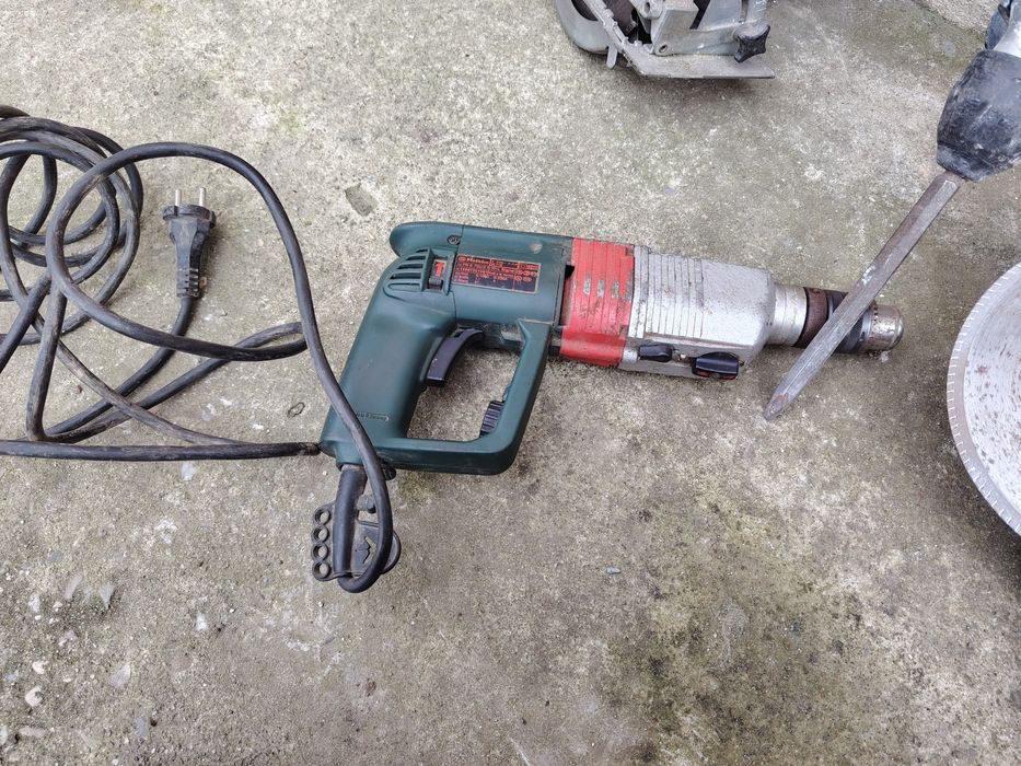 Vand diferite scule electrice