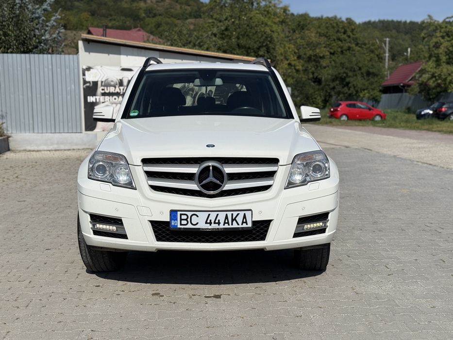 Vand/Schimb Mercedes GLK cu un suv cu bena