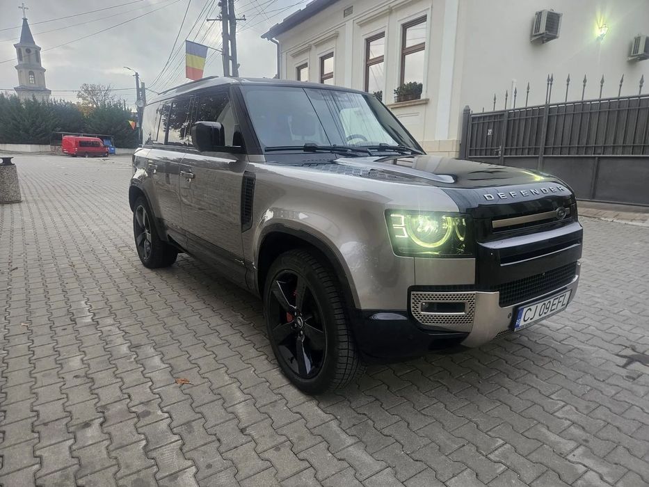 Land Rover Defender 2023 benzină, 66.000 € — imagine 26