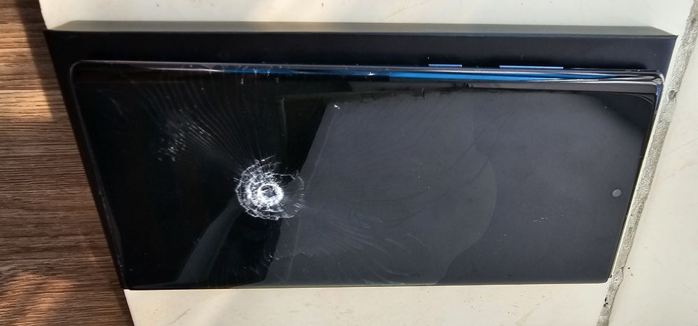 Samsung note10+ на запчасти