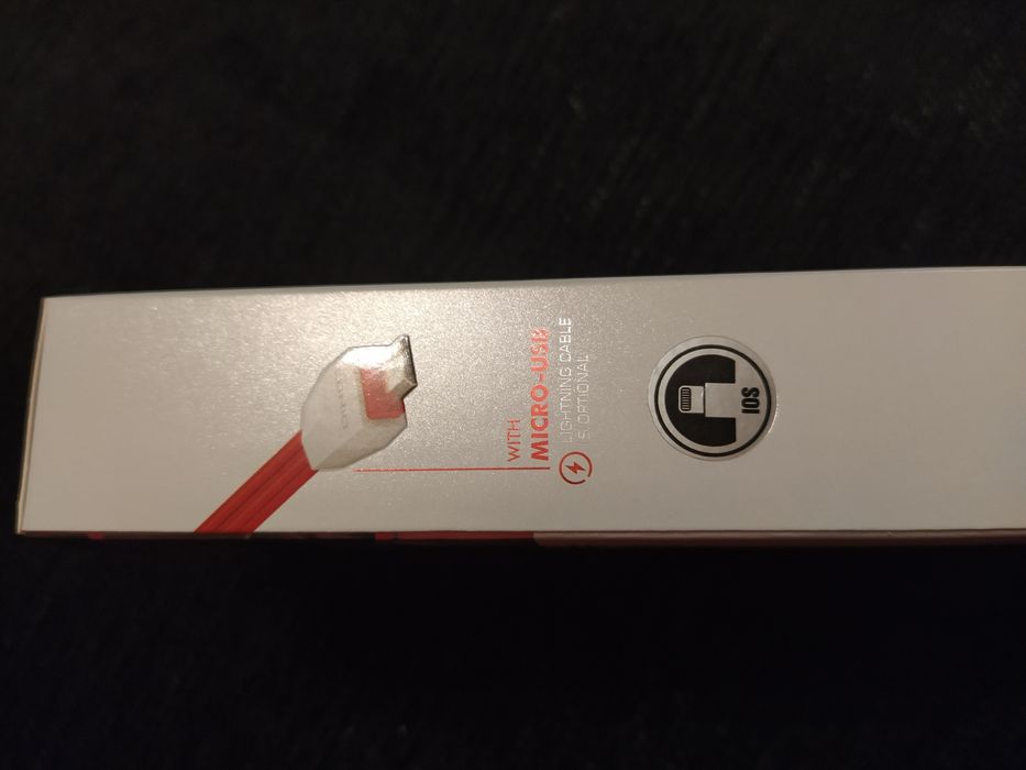 Încărcător auto 2 intrări usb laterale