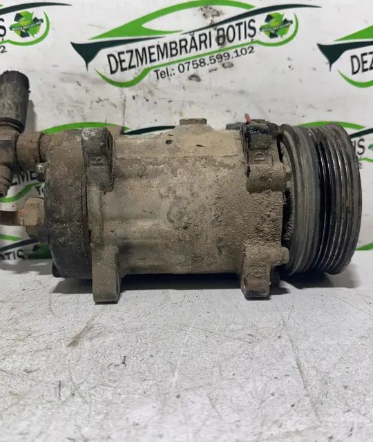 Compresor AC Volkswagen VW Golf 1995 1.6 MT (75 hp)