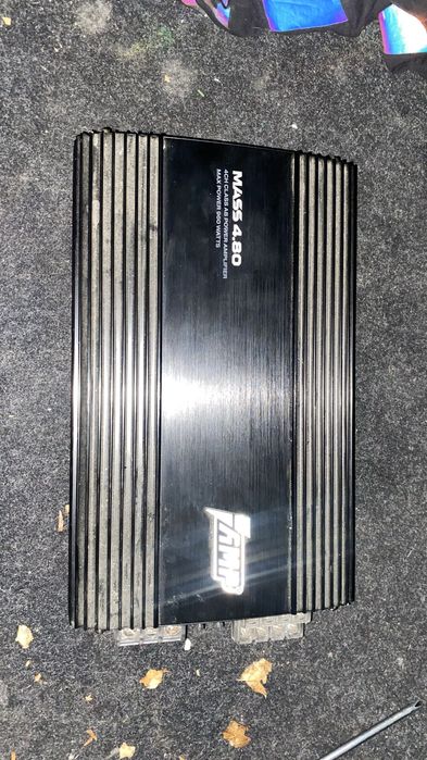 Усилител срочно продам