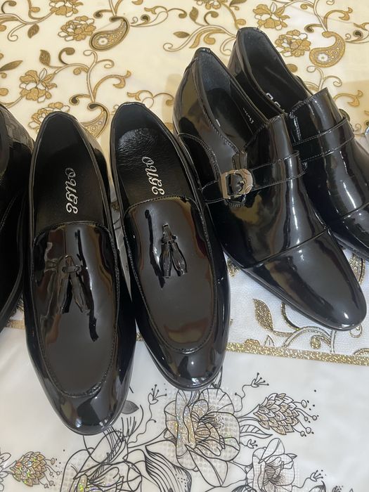 Pantofi de lac calitate buna pret mic