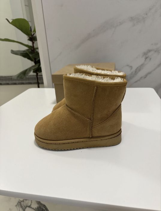 Детски боти/апрески