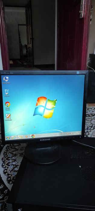 Монитор samsung SyncMaster 743n 17дюйм