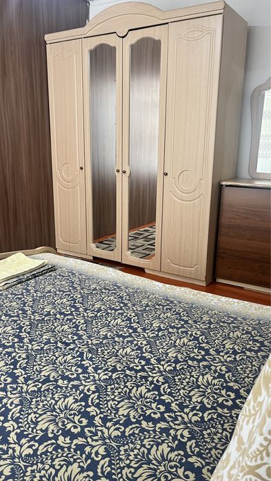 Сдаю квартиру по месячно