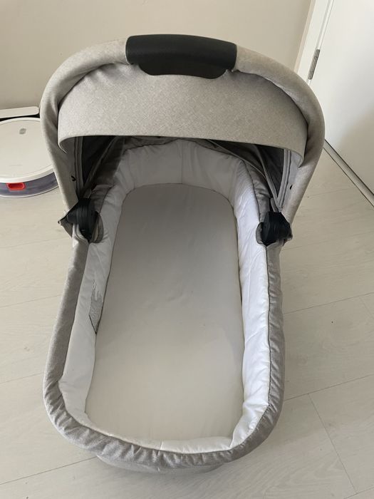 Бебешка количка Hauck