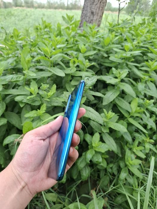 Honor 20 Pro // yengi 256 gb