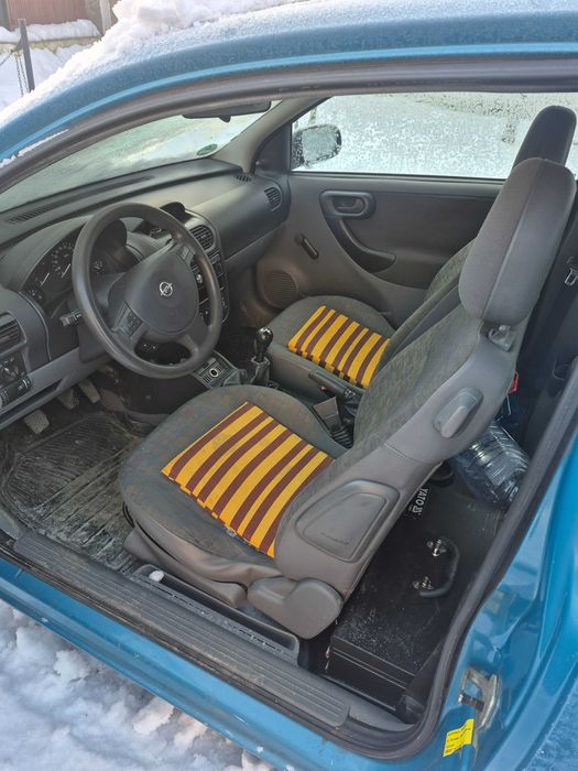 Opel corsa 2001  Stare buna