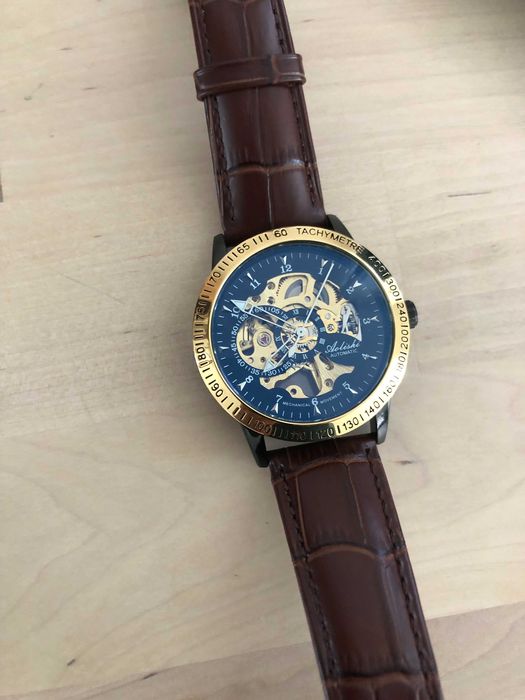 Мъжки елегантен часовник с открит механизъм