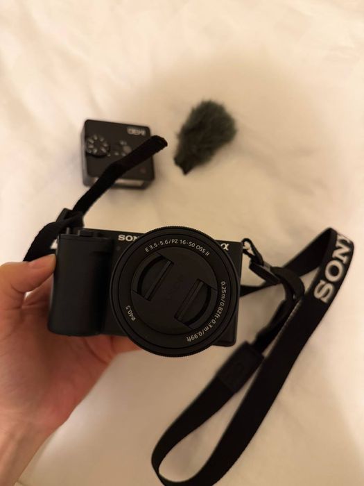 Sony ZV-E10 + в подарок вспышка