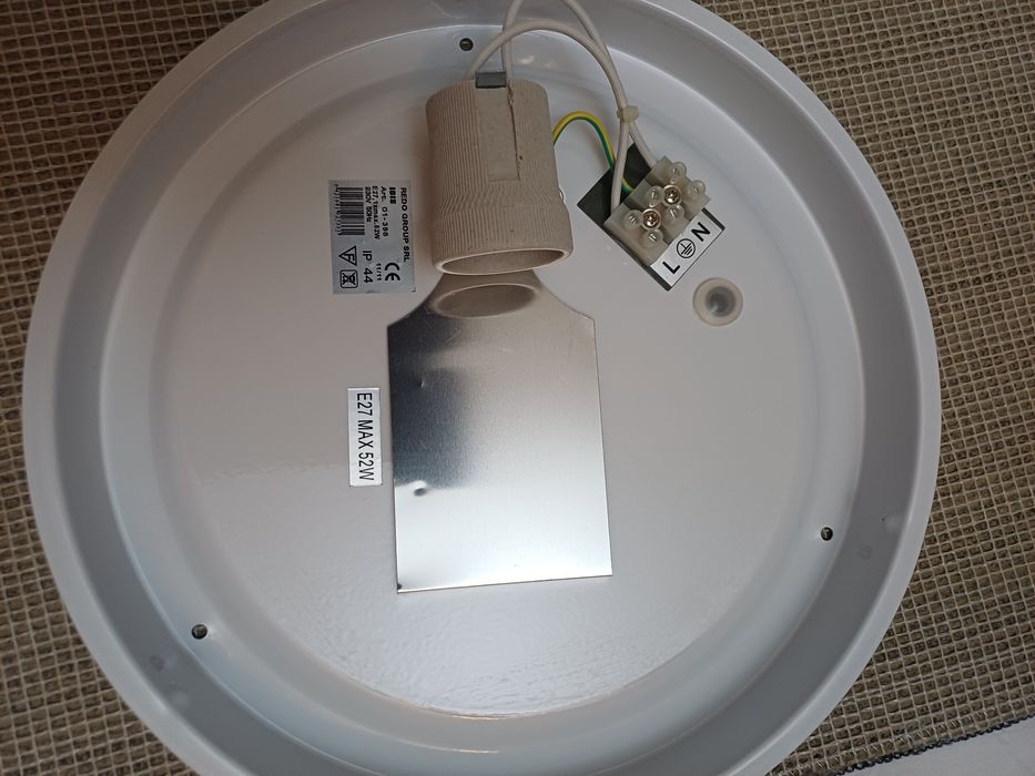 Plafoniera Alba Nouă  Redo Group Ibis l