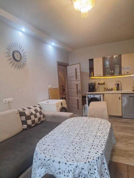 Апартамент от собственик срещу МОЛ Марково тепе