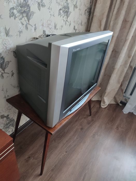 Телевизор panasonic большой экран 72  см