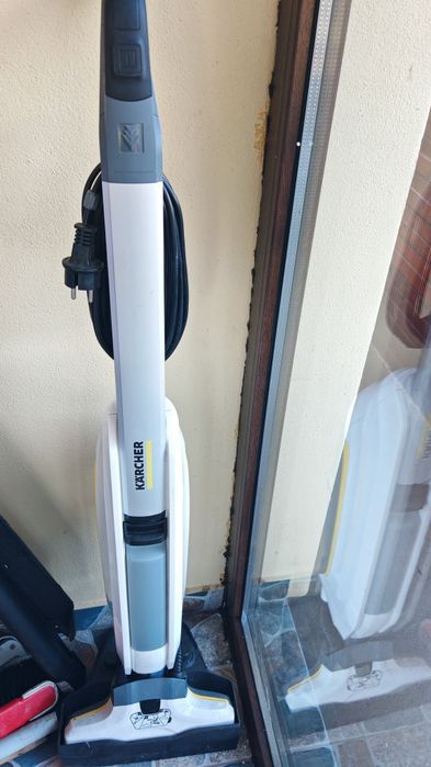 Vând mop vertical Karcher FC5 premium white