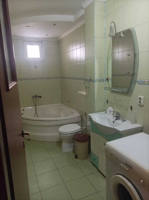 Apartament cu 3 camere-zona Casei de Cultura Deva