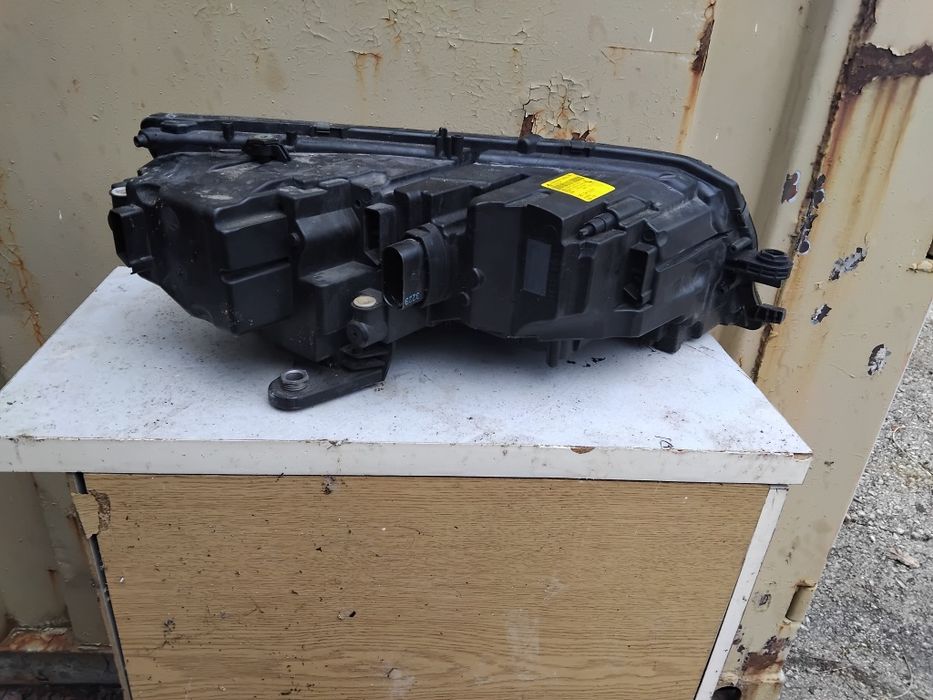 Оригинален FULL LED фар за Skoda Octavia 3 Facelift (5E1941015F)