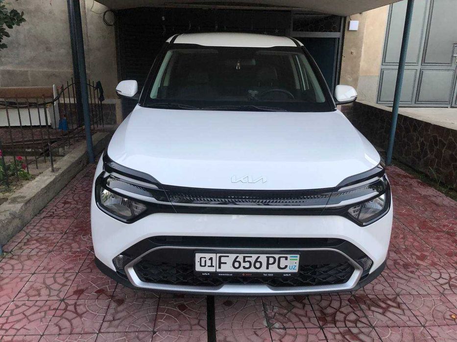 продаю KIA carens comfort