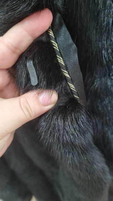 Продам норковую шубу