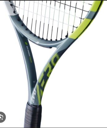 Babolat Evo Aero