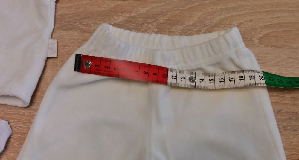 Vand costumas alb pentru botez baieti,marime 62cm