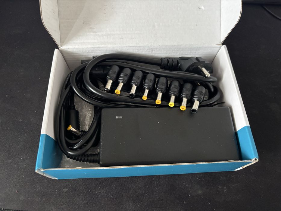 Incarcator laptop notebook universal