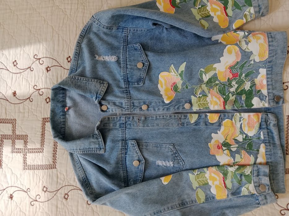 Куртка на девочку