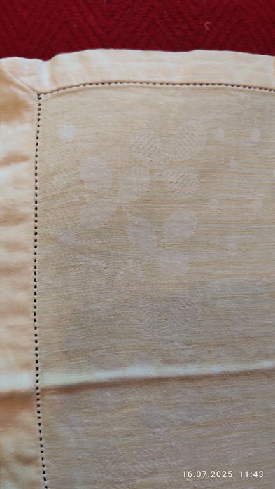 Скатерти  льняные