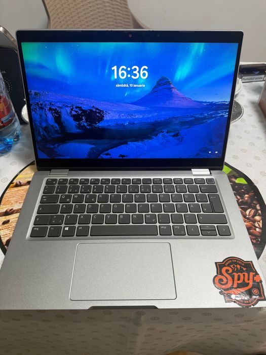 Laptop Dell generația 11