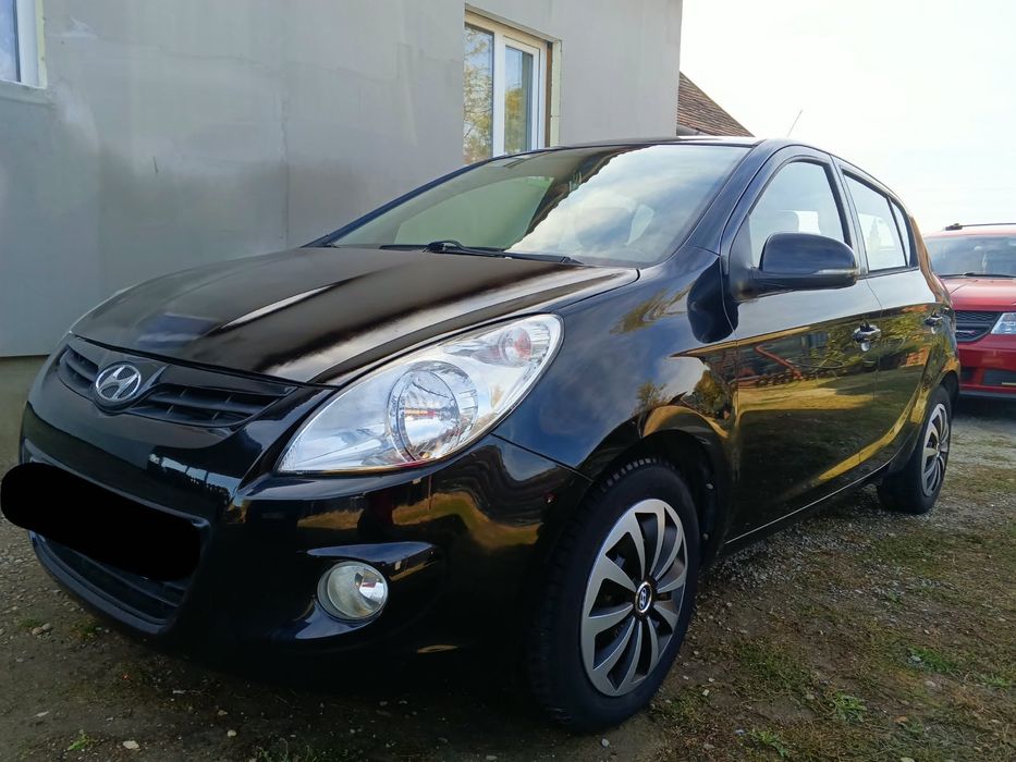 HYUNDAI i20 2011 — imagine 11