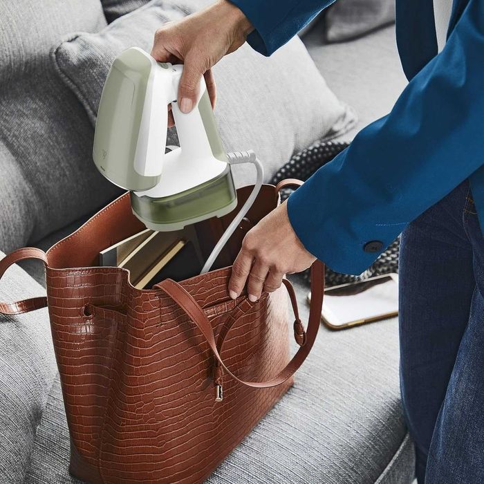 Вертикална парна ютия Tefal Access Steam Pocket, 1300W,