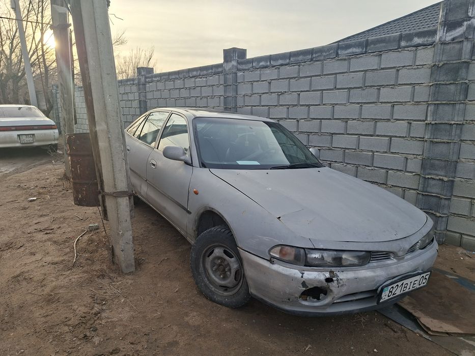 Продам митсубиси галант 7 1993г 2л