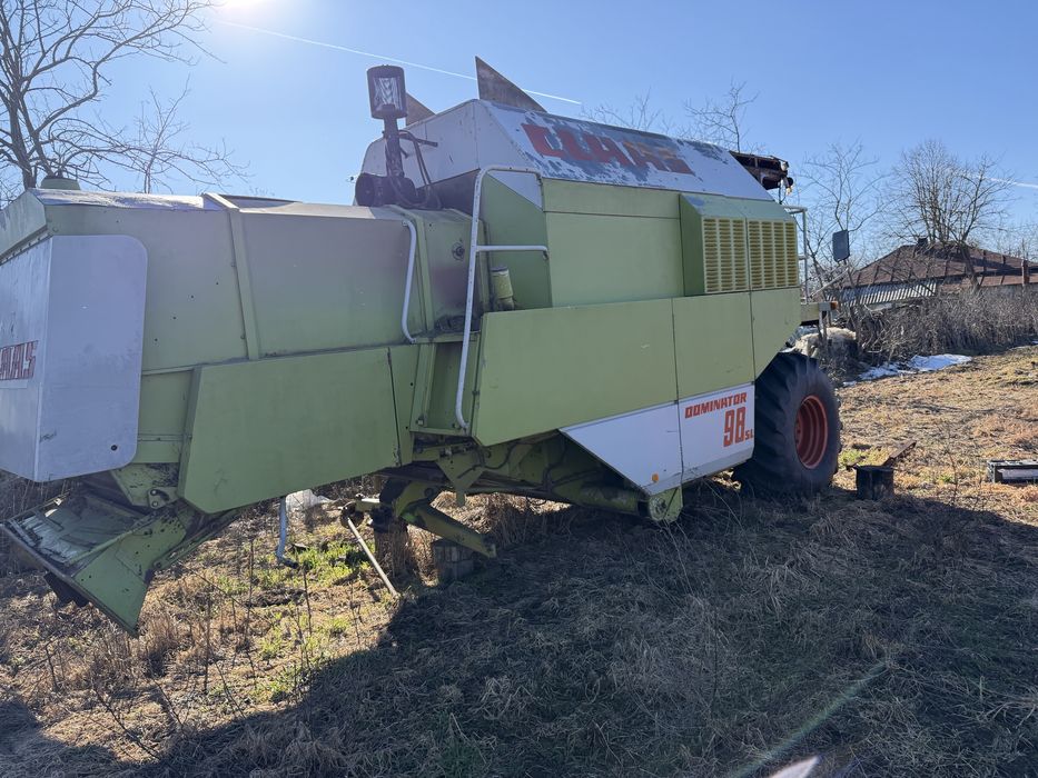 Dezmembrez combina claas dominator 98