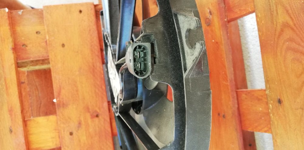 Перка за воден радиатор за Пежо 307