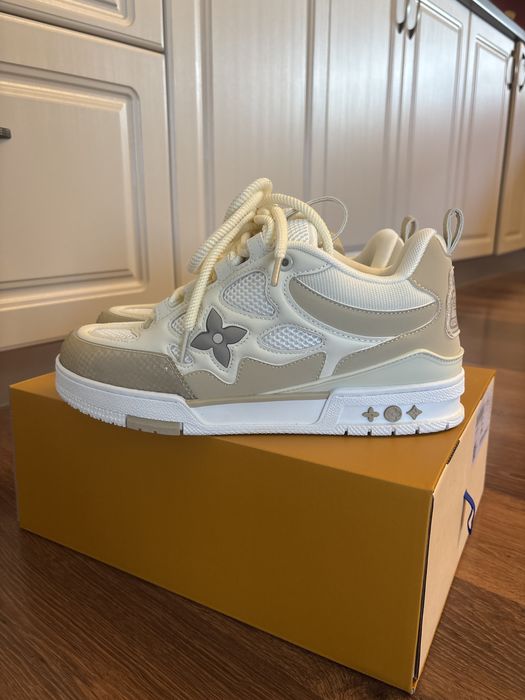Lv skate marimea 43 si 44 bej