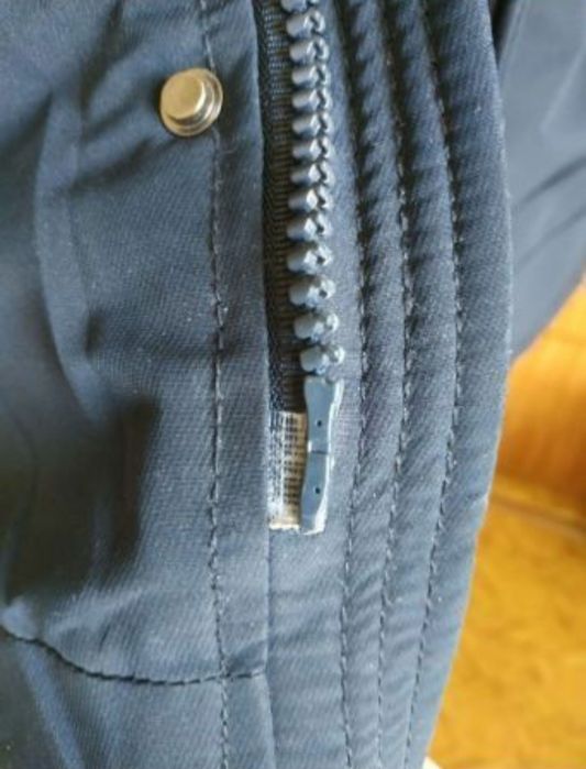 Продам зимнюю мужскую куртку