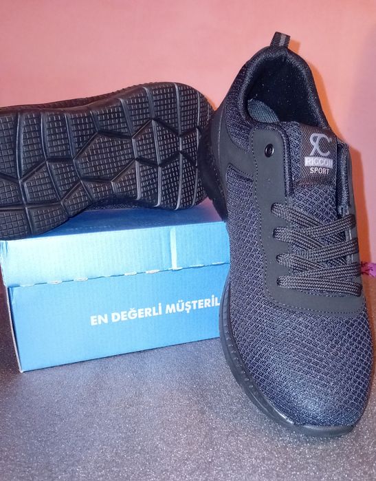 Pantofi sport negri