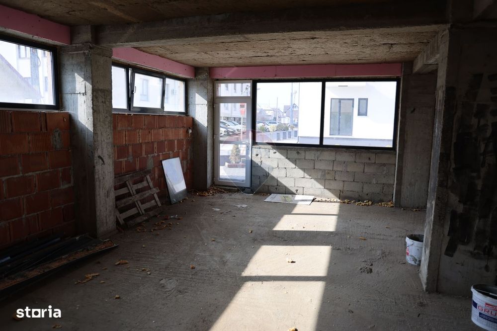 Spațiu comercial de 317mp de vânzare