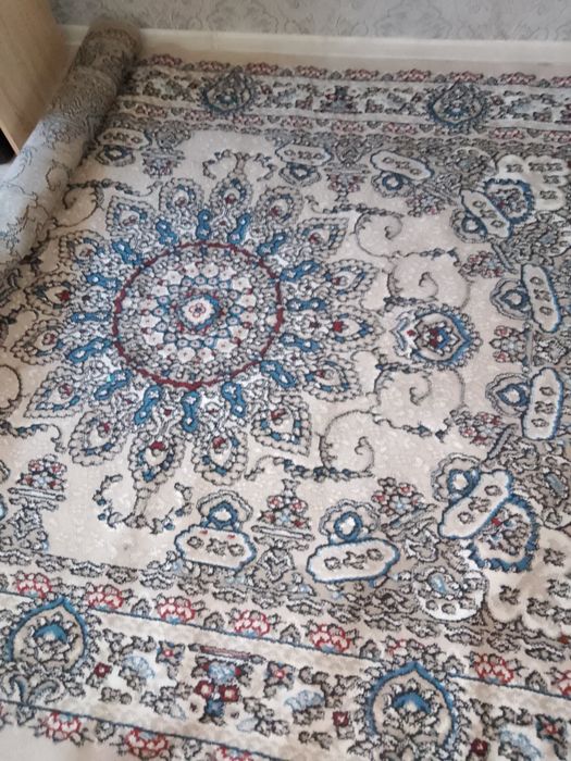 Продаю ковер 2×4