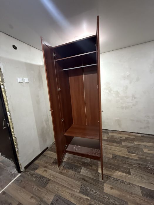 Продам шкаф в хорошем срстоянии