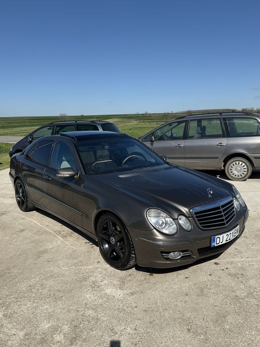 Mercedes-Benz e280 3.0 v6 Manual