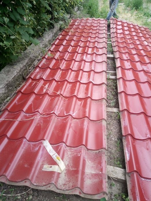 Titlu: Vand 60 foi Tigla Metalica tip Lindab, 5 metri lungime - NOI / NEMONTATE