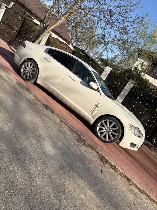 JAGUAR XF 0 — imagine 2