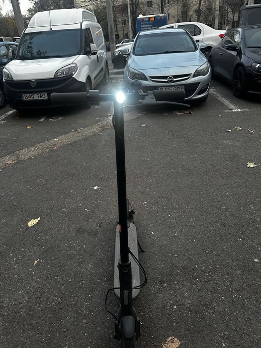 trotineta xiaomi mi essential  , inca 2 ani garantie