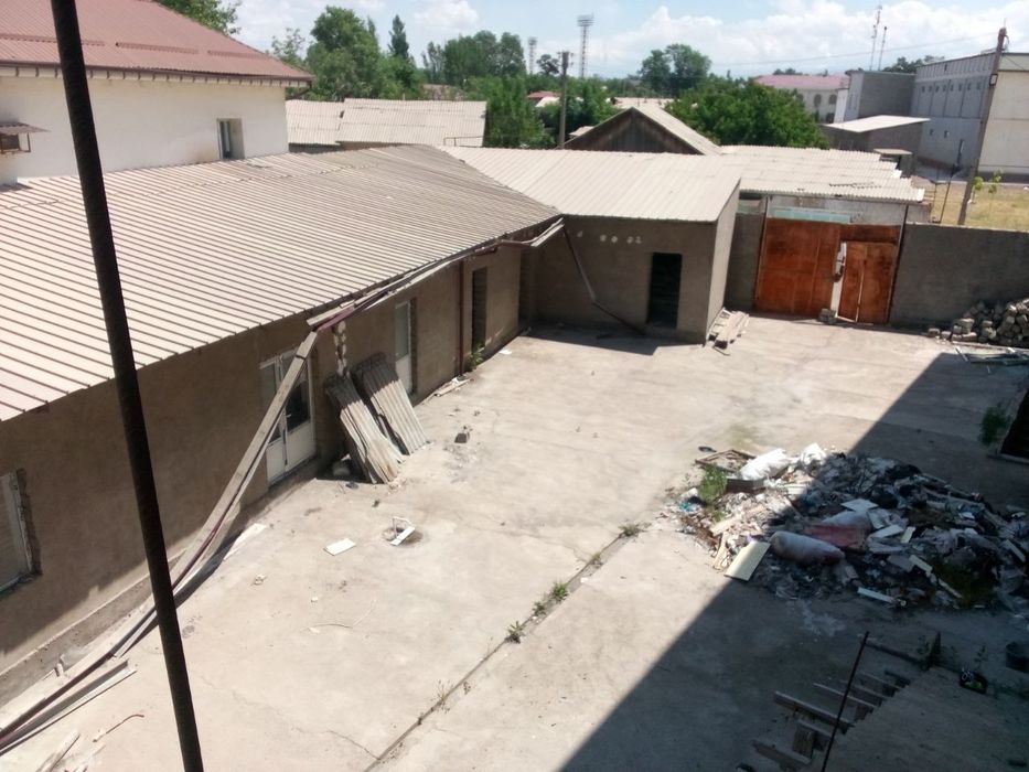 Нежилой Под Ресторан  ( Каропка )