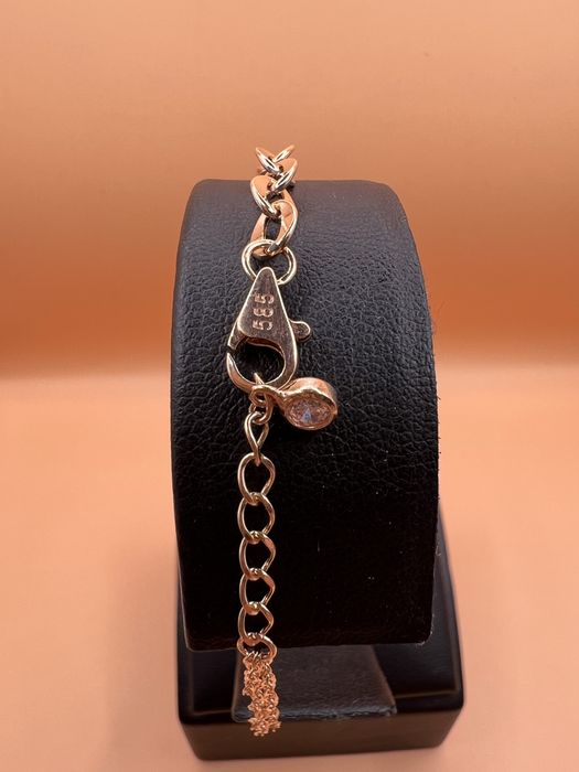 Продам золотой браслет.